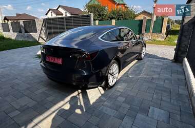 Седан Tesla Model 3 2019 в 