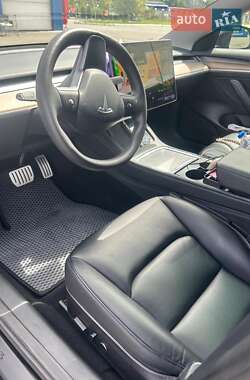 Седан Tesla Model 3 2022 в Києві