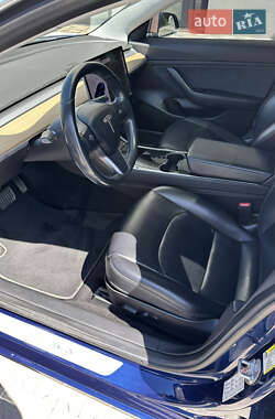 Седан Tesla Model 3 2018 в 