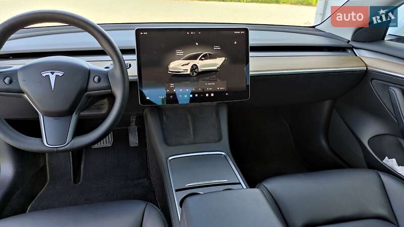 Седан Tesla Model 3 2022 в Києві