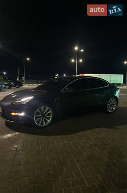 Седан Tesla Model 3 2018 в 