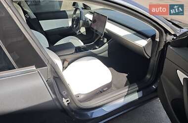 Седан Tesla Model 3 2018 в Миколаєві