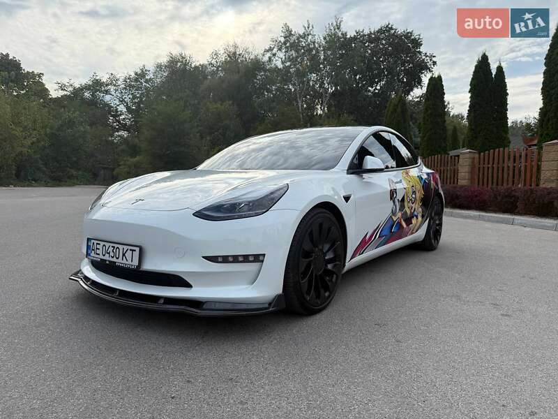Седан Tesla Model 3 2021 в Днепре