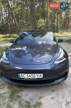 Седан Tesla Model 3 2018 в 