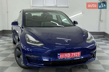 Седан Tesla Model 3 2019 в 