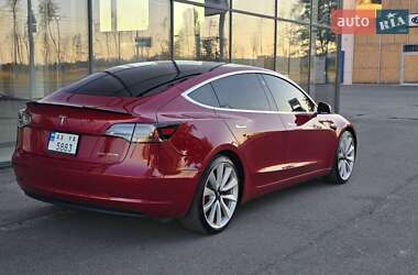Седан Tesla Model 3 2018 в 