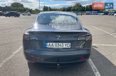 Седан Tesla Model 3 2019 в 