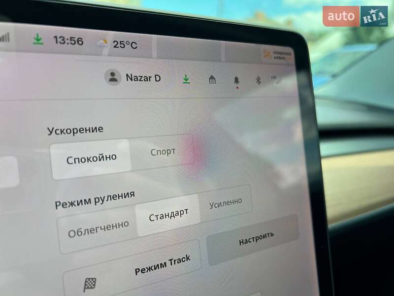 Седан Tesla Model 3 2018 в Коломиї
