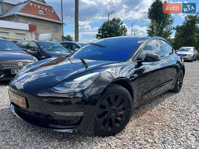Седан Tesla Model 3 2018 в 