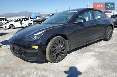 Седан Tesla Model 3 2022 в Києві