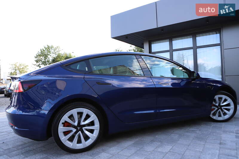 Седан Tesla Model 3 2022 в Дрогобичі фото 54 Седан Tesla Model 3 2022 в Дрогобичі