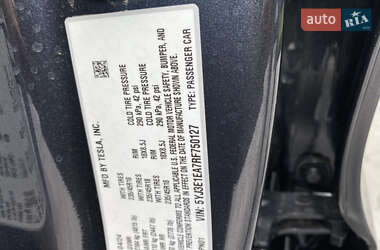 Седан Tesla Model 3 2024 в 