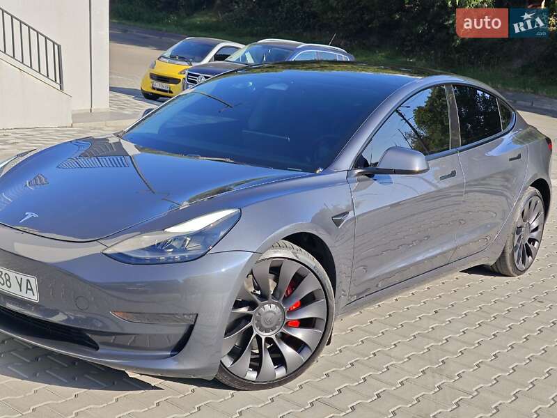Tesla Model 3 2023