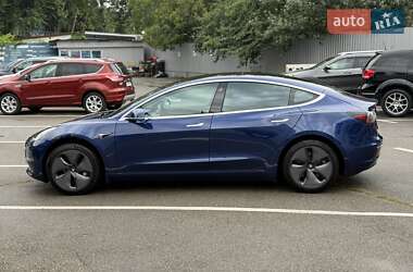 Седан Tesla Model 3 2019 в 