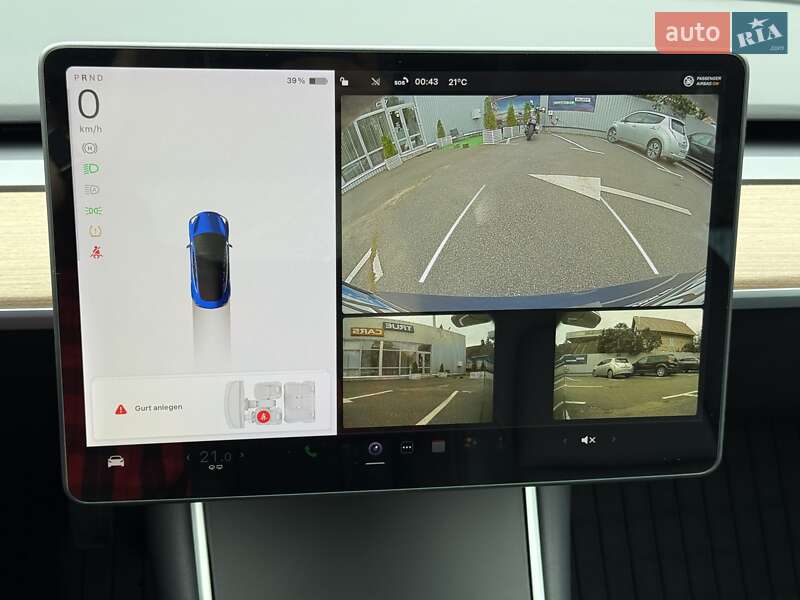 Седан Tesla Model 3 2019 в Киеве
