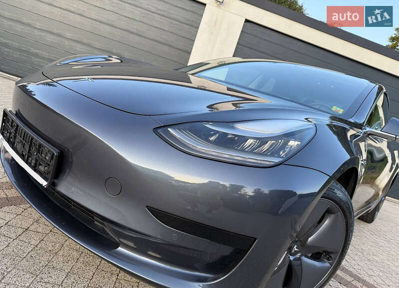 Седан Tesla Model 3 2019 в Жашківу фото Седан Tesla Model 3 2019 в Жашківу