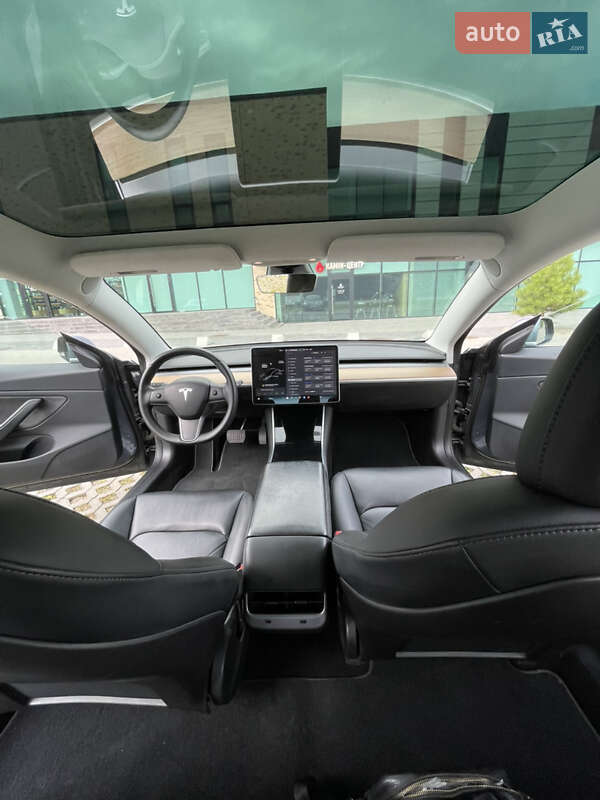 Седан Tesla Model 3 2019 в Хмельницком