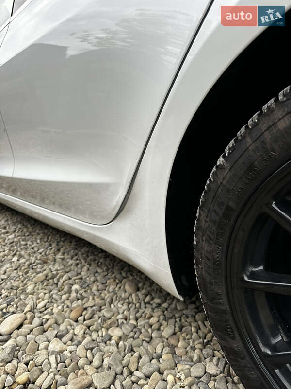 Седан Tesla Model 3 2019 в Білій Церкві