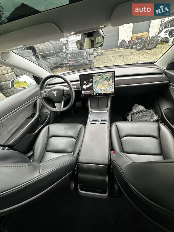 Седан Tesla Model 3 2019 в Білій Церкві