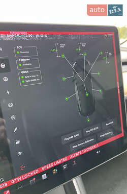 Седан Tesla Model 3 2018 в 