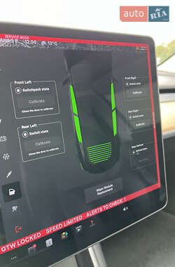 Седан Tesla Model 3 2018 в 