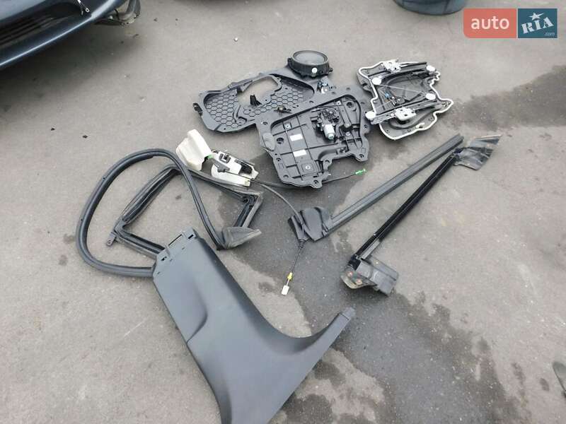 Седан Tesla Model 3 2021 в Хмельницком