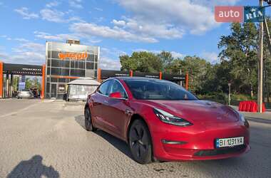 Седан Tesla Model 3 2019 в 