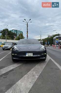 Седан Tesla Model 3 2022 в Одесі