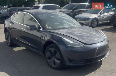 Седан Tesla Model 3 2019 в Рівному