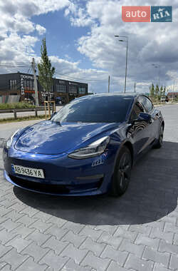 Седан Tesla Model 3 2021 в 