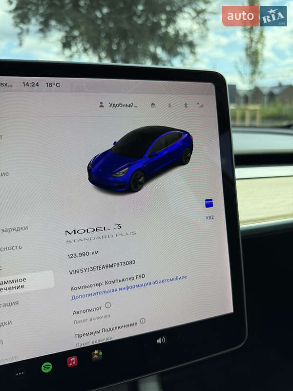 Седан Tesla Model 3 2021 в Виннице