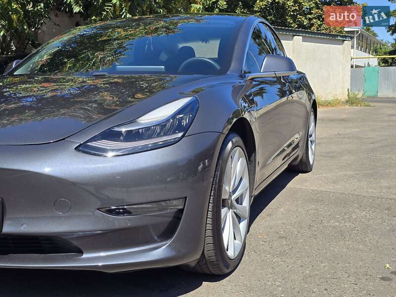 Седан Tesla Model 3 2020 в Одессе