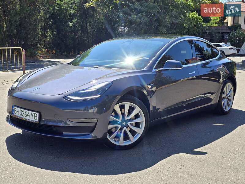 Седан Tesla Model 3 2020 в Одессе