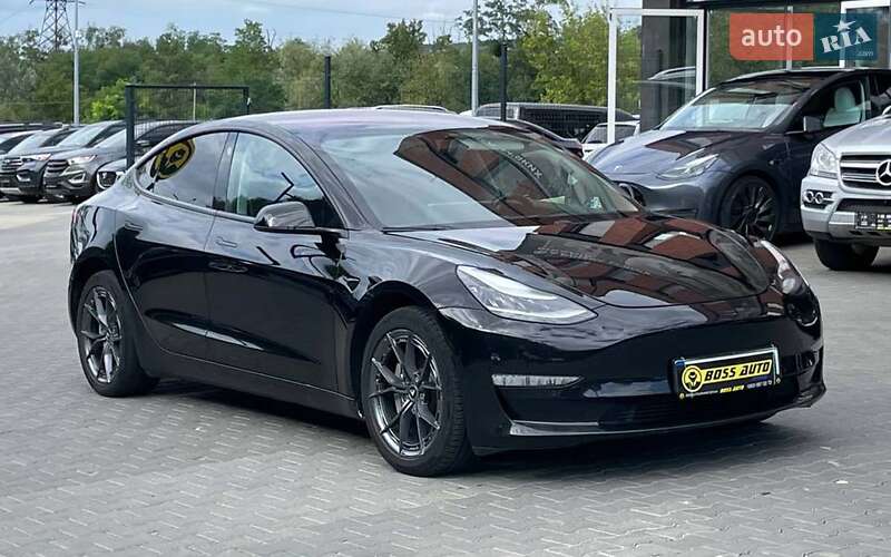 Tesla Model 3 2018