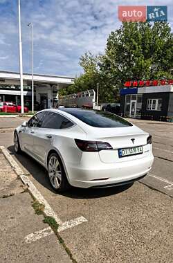 Седан Tesla Model 3 2018 в 