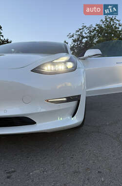 Седан Tesla Model 3 2018 в 