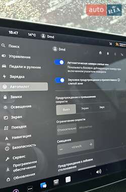 Седан Tesla Model 3 2018 в 