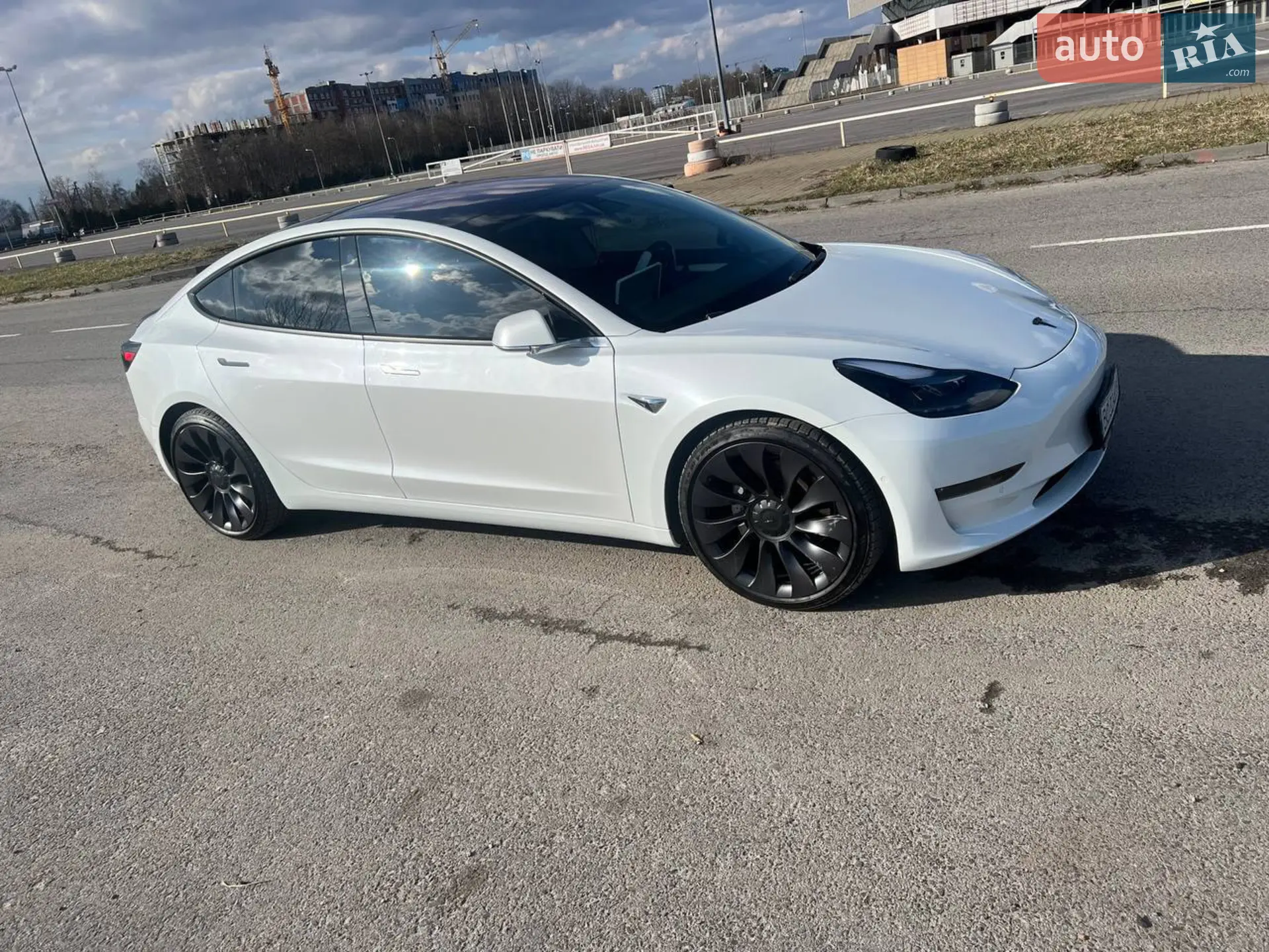 2018 Tesla Model 3 - мініатюра 3