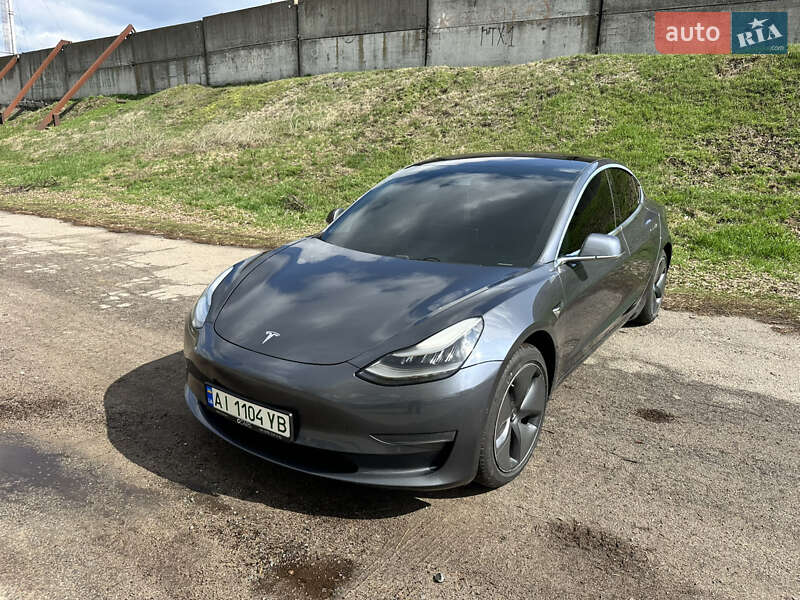 Tesla Model 3 2019