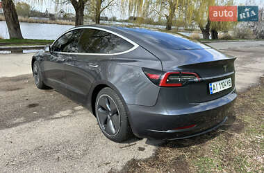 Седан Tesla Model 3 2019 в 