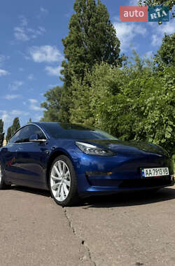 Седан Tesla Model 3 2019 в Киеве Седан Tesla Model 3 2019 в Киеве