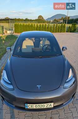 Седан Tesla Model 3 2019 в 