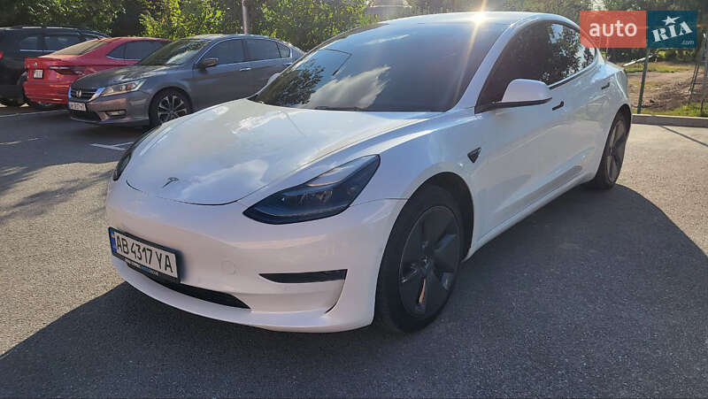 Седан Tesla Model 3 2021 в Вінниці