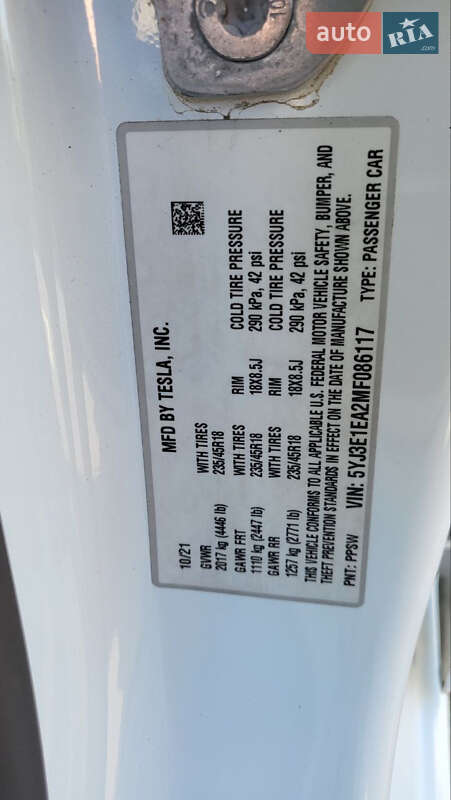 Седан Tesla Model 3 2021 в Вінниці
