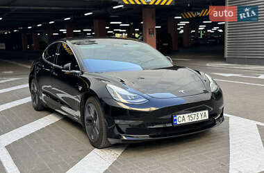 Седан Tesla Model 3 2019 в Києві