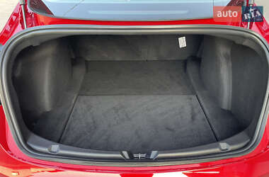Седан Tesla Model 3 2020 в 