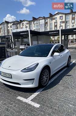 Седан Tesla Model 3 2018 в Києві
