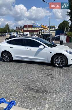 Седан Tesla Model 3 2018 в 