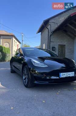 Седан Tesla Model 3 2018 в 