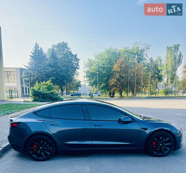 Седан Tesla Model 3 2022 в Дніпрі фото 4 Седан Tesla Model 3 2022 в Дніпрі